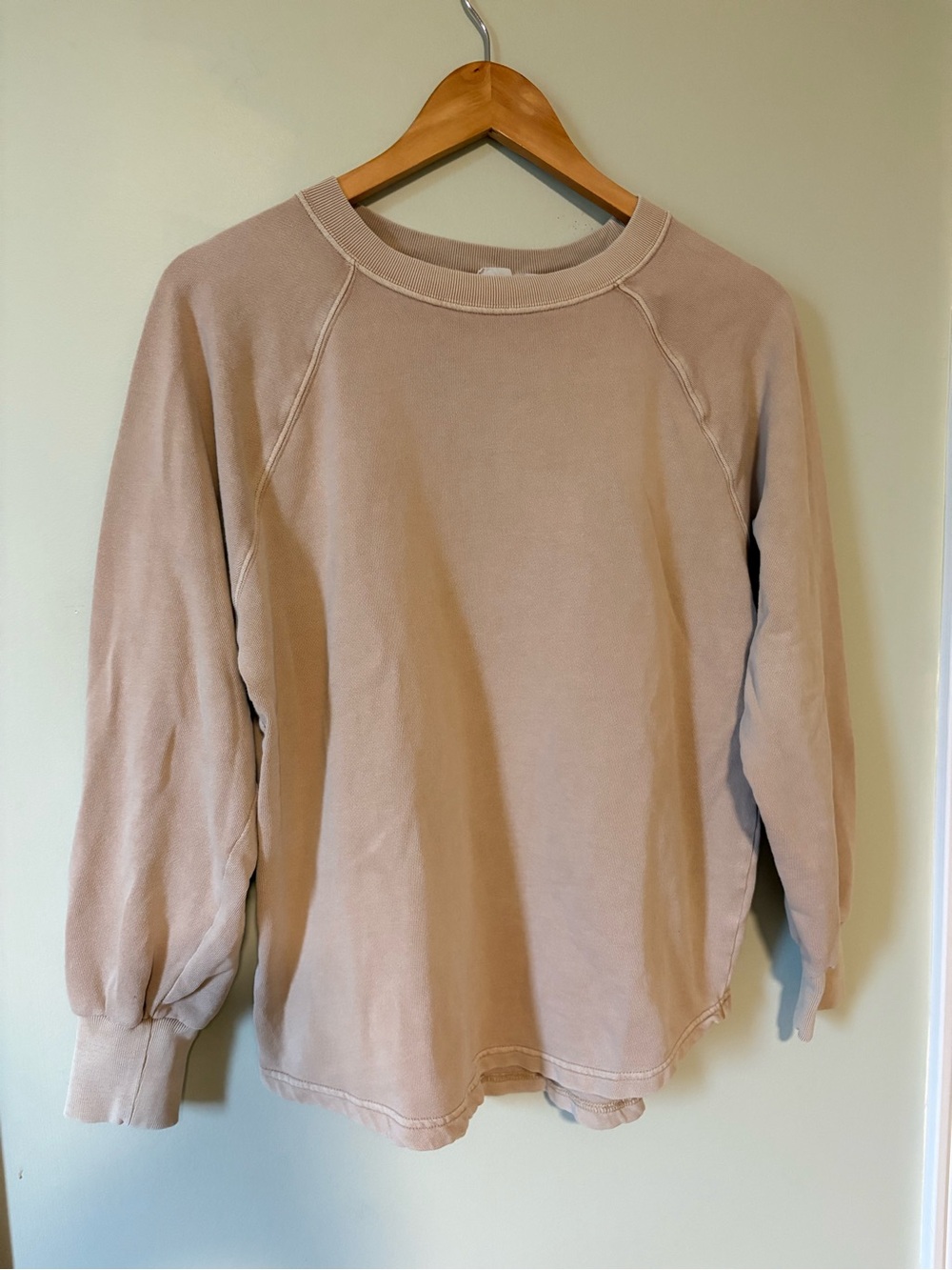 GAP Women's Scoop Crewneck Sweatshirt - Muted Taupe Beige